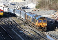66752